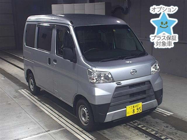 8261 DAIHATSU HIJET VAN S321V 2018 г. (JU Gifu)